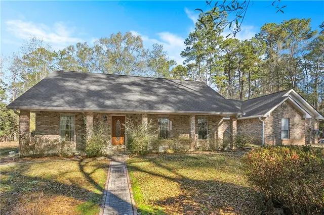 $379,000 | 55 Begonia Drive, Covington, LA 70433