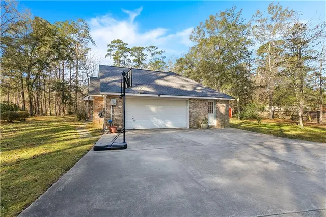 $379,000 | 55 Begonia Drive, Covington, LA 70433