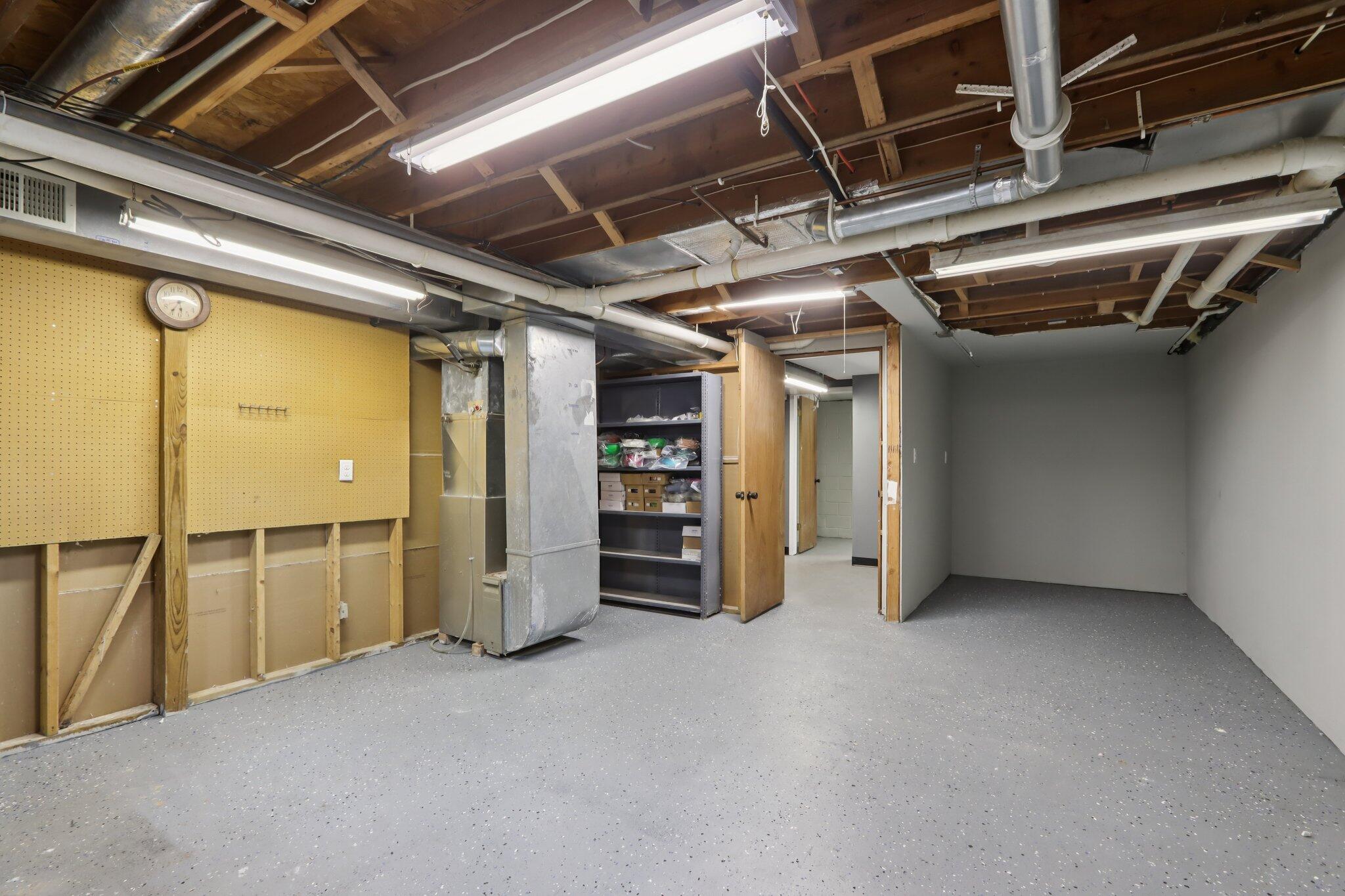 N87W36989 Mapleton Road Oconomowoc, WI 53066 - Photo 37 of 59 37-web-or-mls-N87W36989 Mapleton Rd-S020