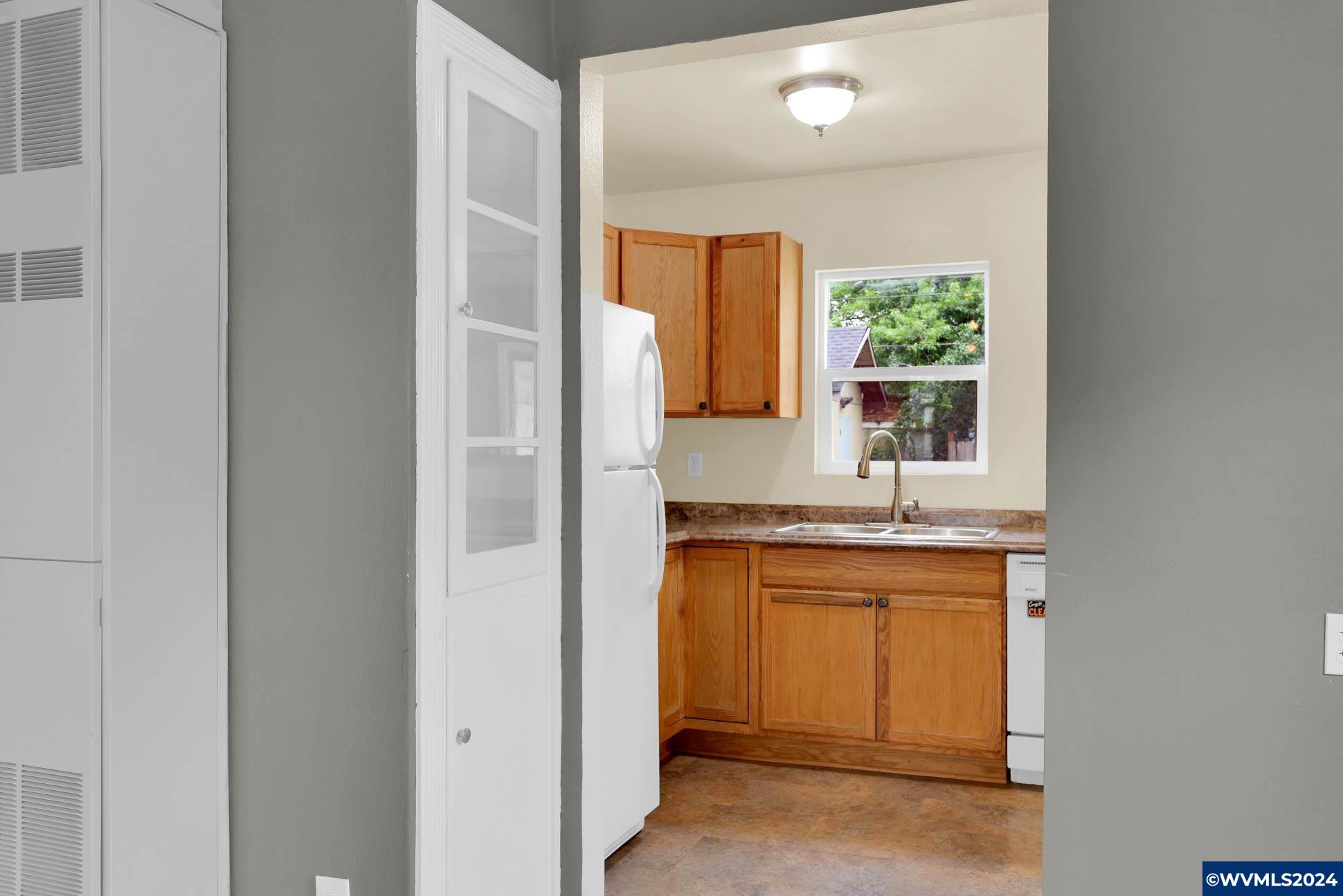 1050 Southwest 14th Avenue Albany, OR 97321 - Photo 16 of 35 Gallery Image 16