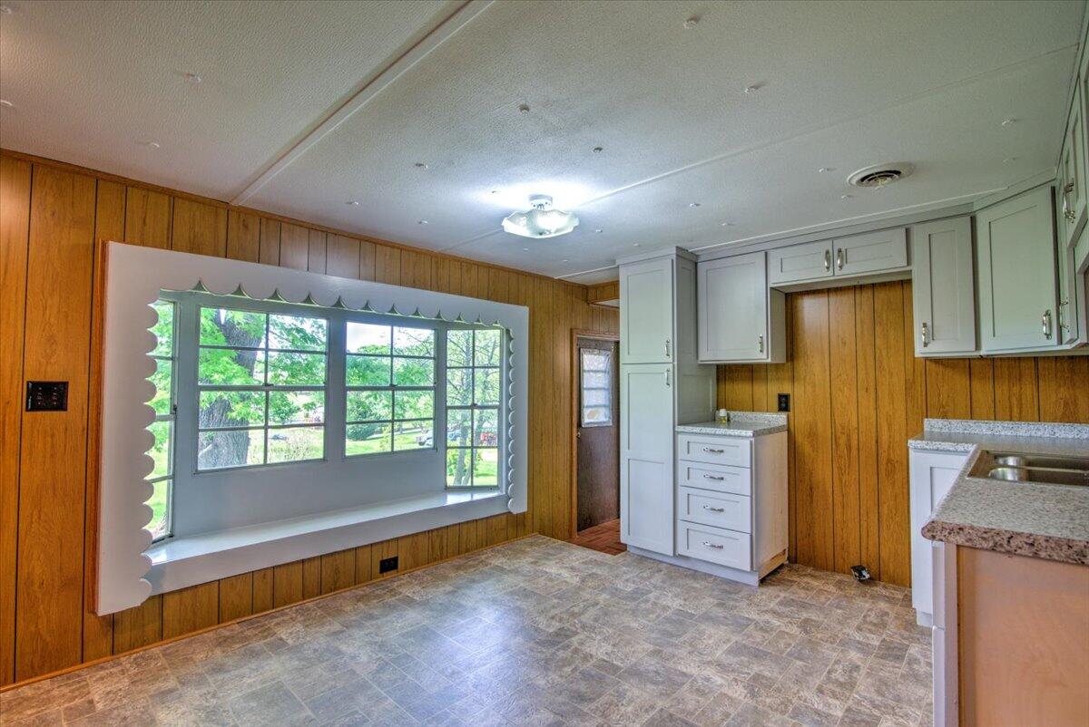 161 Paul Henley Road Limestone, TN 37681 - Photo 17 of 66 17-PaulHenley-56