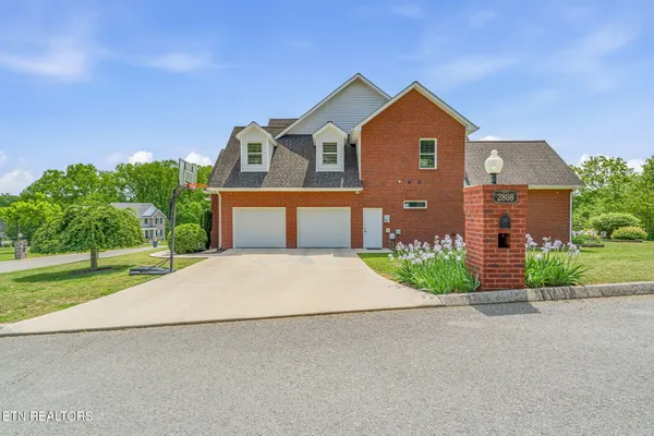 $800,000 | 2808 Green Summers Road, Knoxville, TN 37938