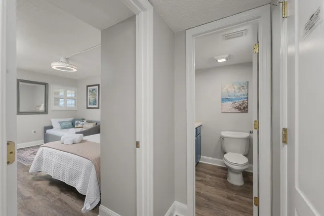 a en suite bathroom with a toilet