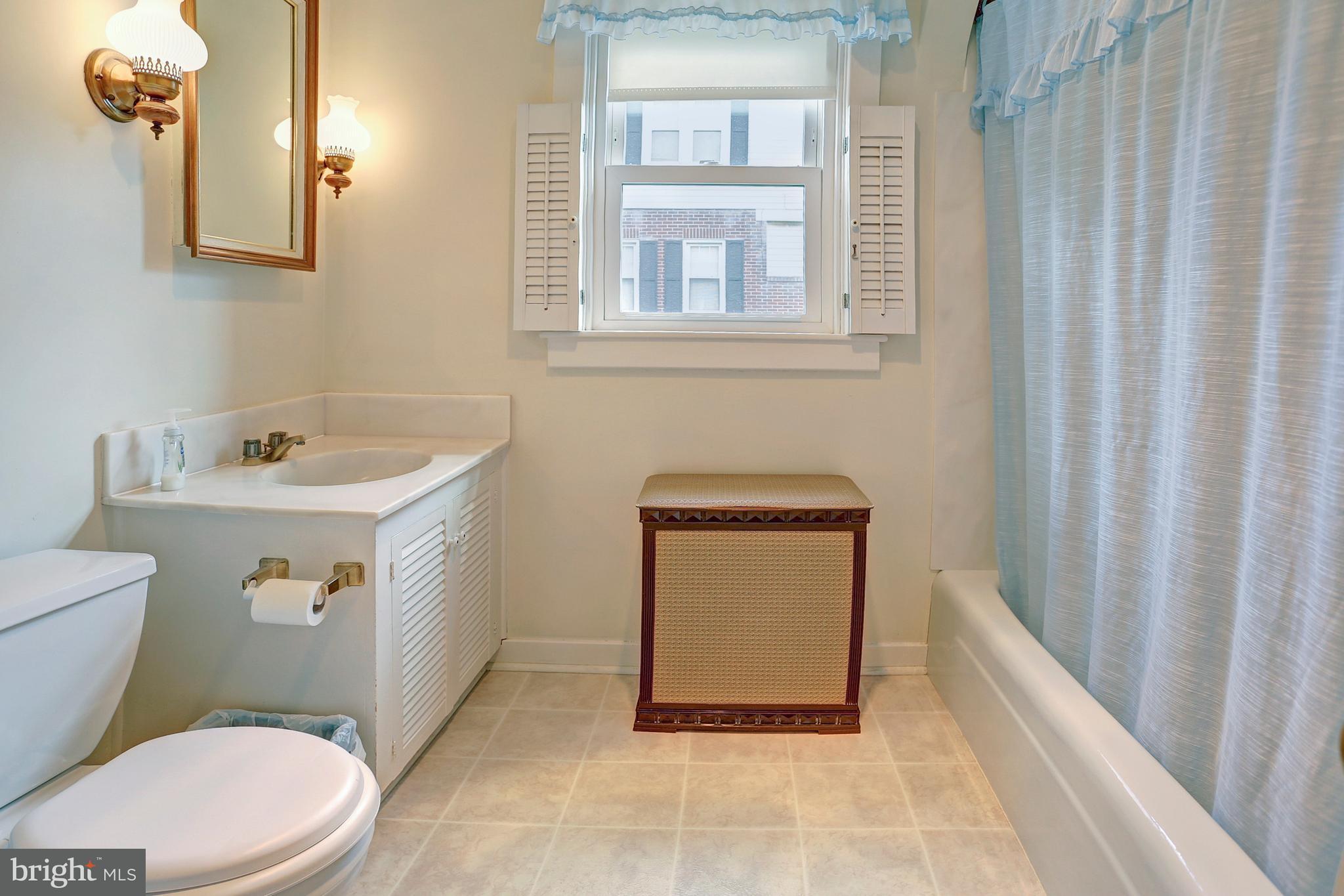 832 Grandview Road York, PA 17403 - Photo 21 of 37 Gallery Image 21