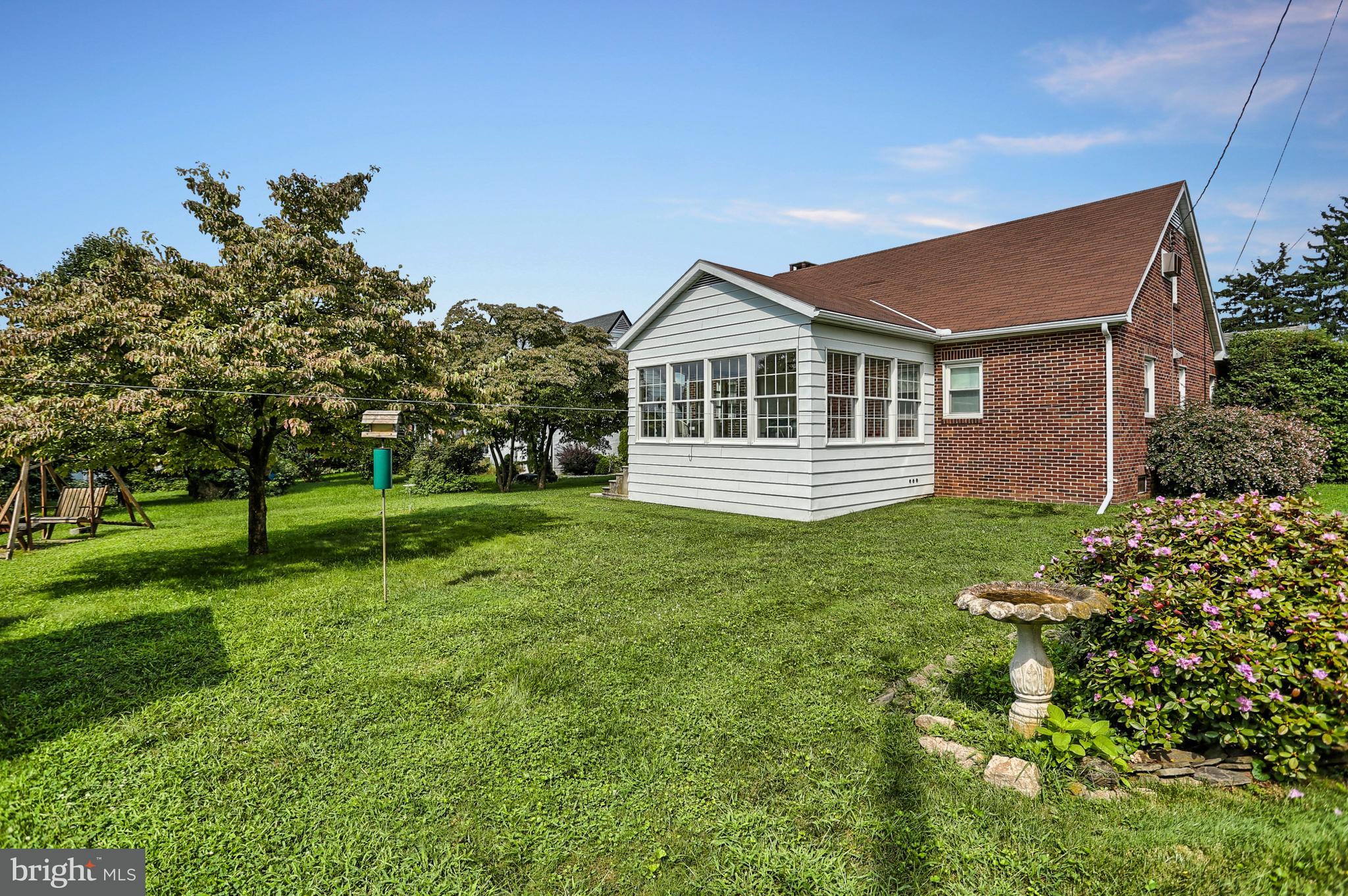 832 Grandview Road York, PA 17403 - Photo 33 of 37 Gallery Image 33