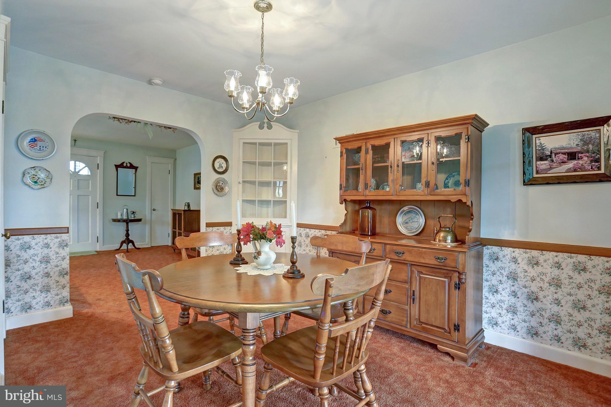 832 Grandview Road York, PA 17403 - Photo 8 of 37 Gallery Image 8