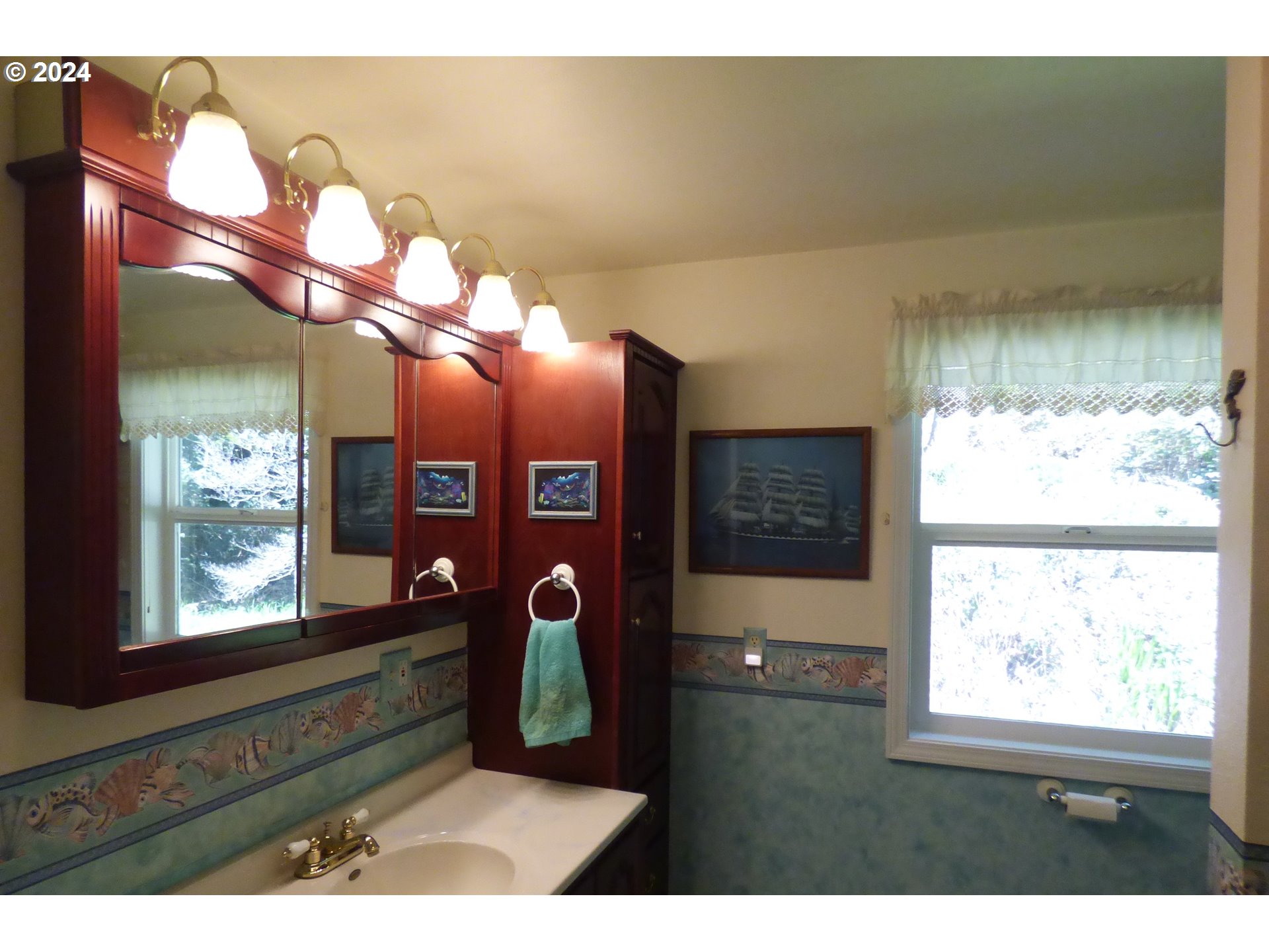 58420 Garden Valley Road Coquille, OR 97423 - Photo 31 of 42 Gallery Image 31