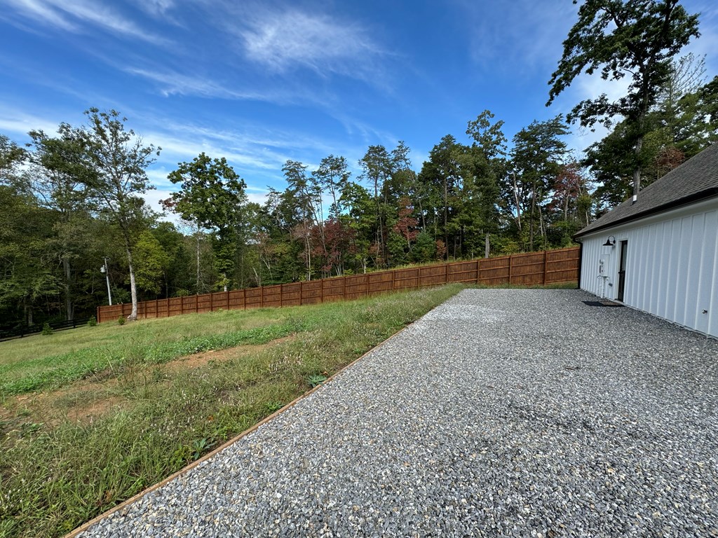 25 Nottaway Road Young Harris, GA 30582 - Photo 4 of 29 Gallery Image 4
