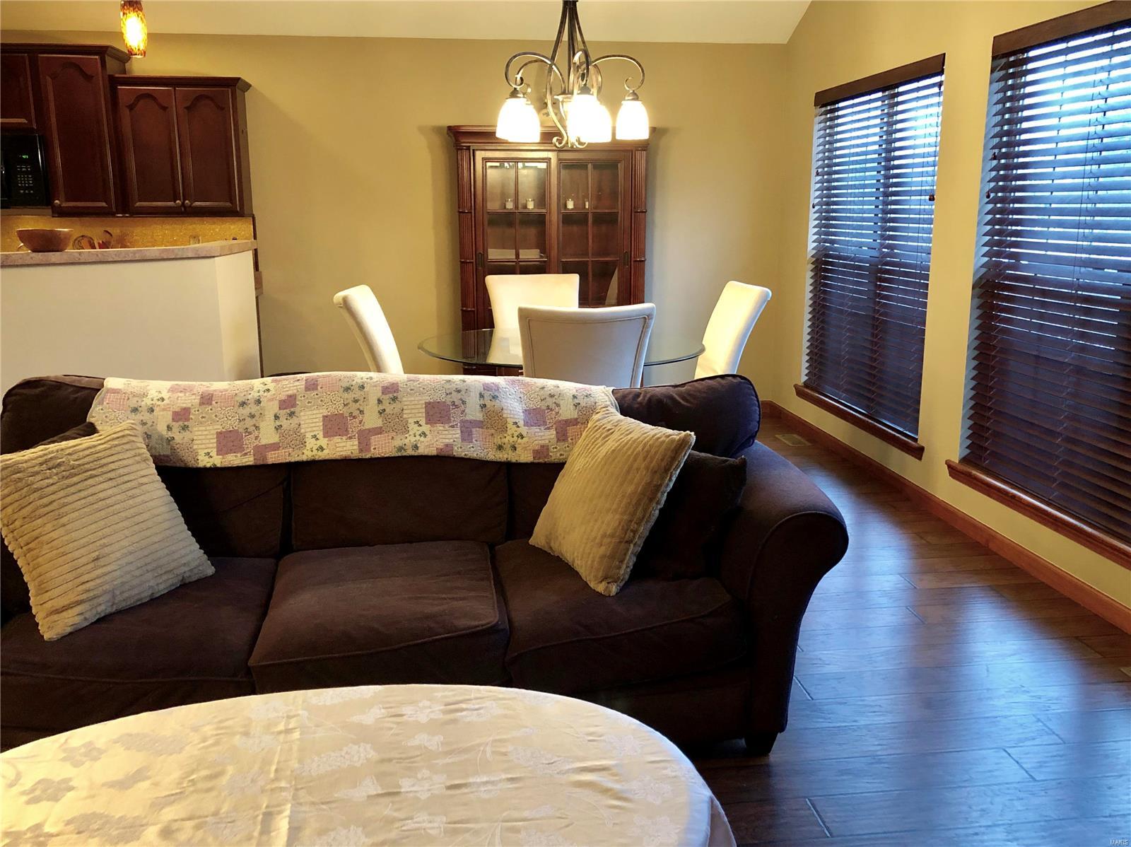 4914 Castlegate Lane Godfrey, IL 62035 - Photo 12 of 50 Gallery Image 12