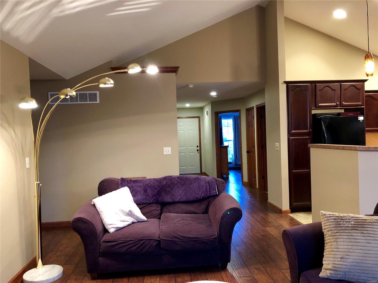 4914 Castlegate Lane Godfrey, IL 62035 - Photo 16 of 50 Gallery Image 16