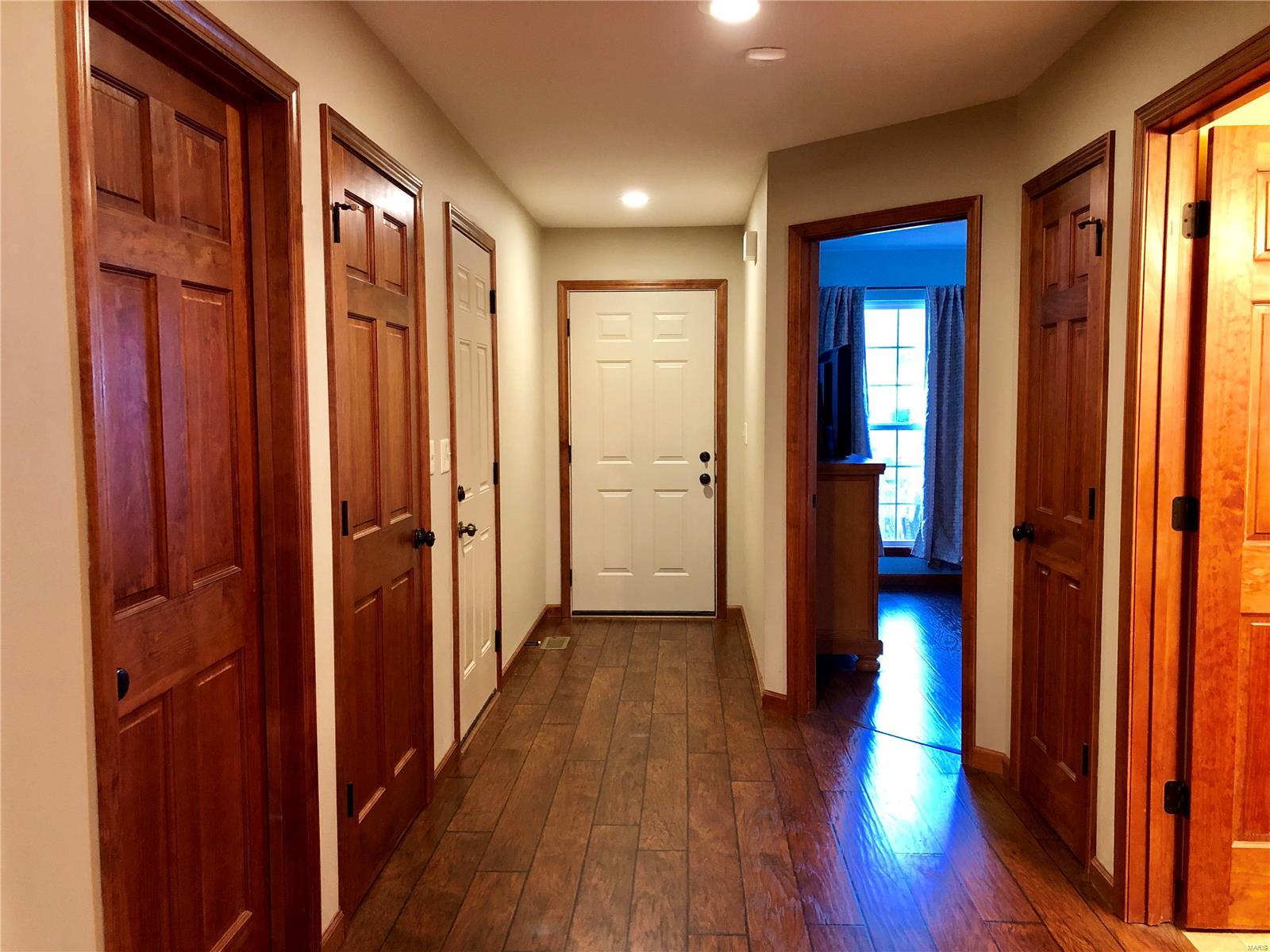 4914 Castlegate Lane Godfrey, IL 62035 - Photo 33 of 50 Gallery Image 33