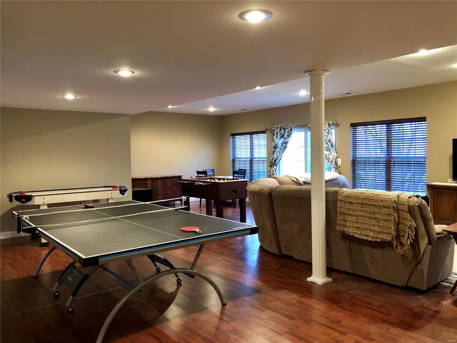 4914 Castlegate Lane Godfrey, IL 62035 - Photo 35 of 50 Gallery Image 35