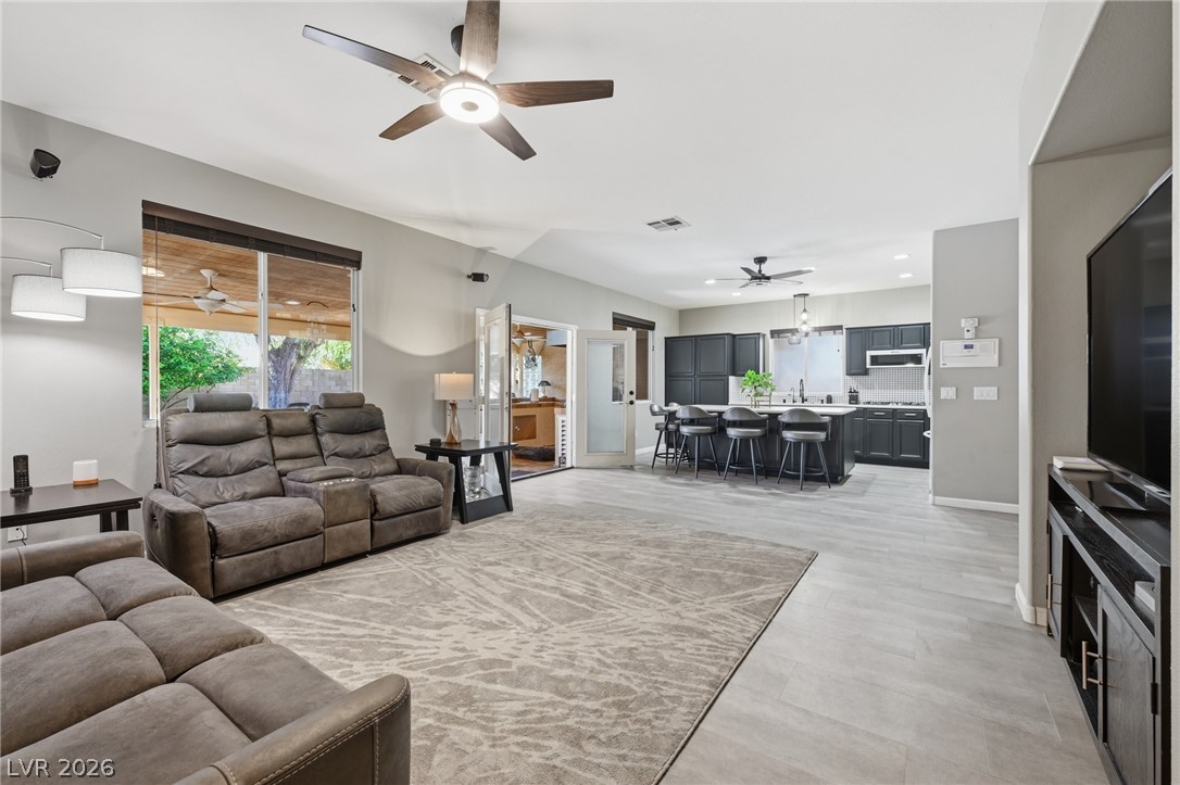 265 Copper Glow Court Henderson, NV 89074 - Photo 14 of 60