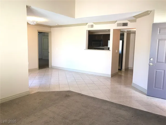 $1,350 | 8101 West Flamingo Road, Unit 2055, Las Vegas, NV 89147