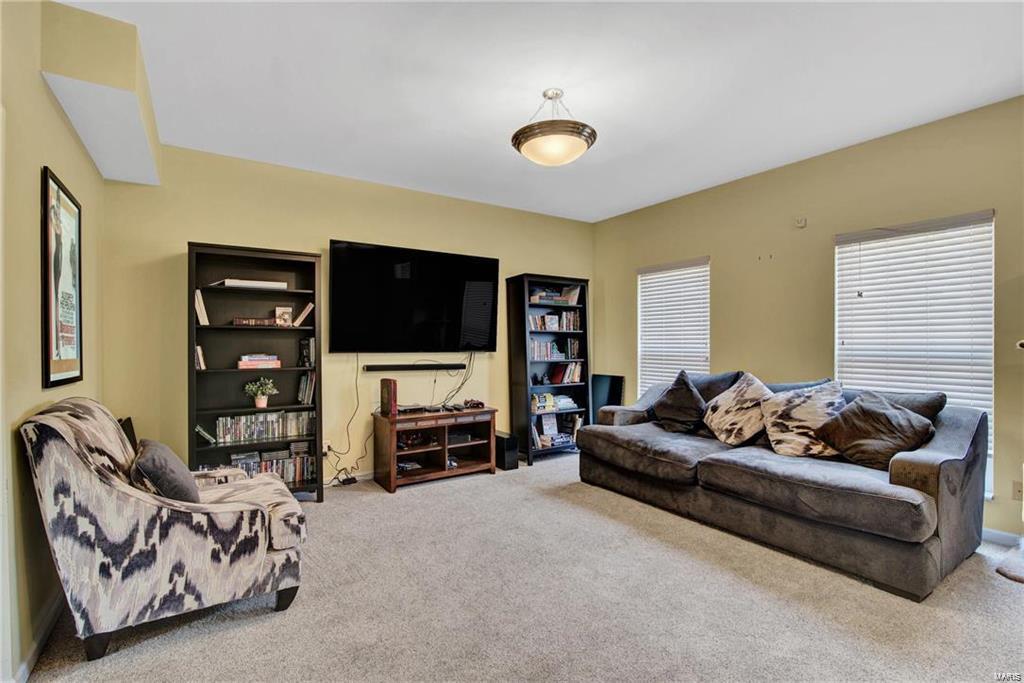 2740 Rutger Street St. Louis, MO 63104 - Photo 5 of 17 Gallery Image 5