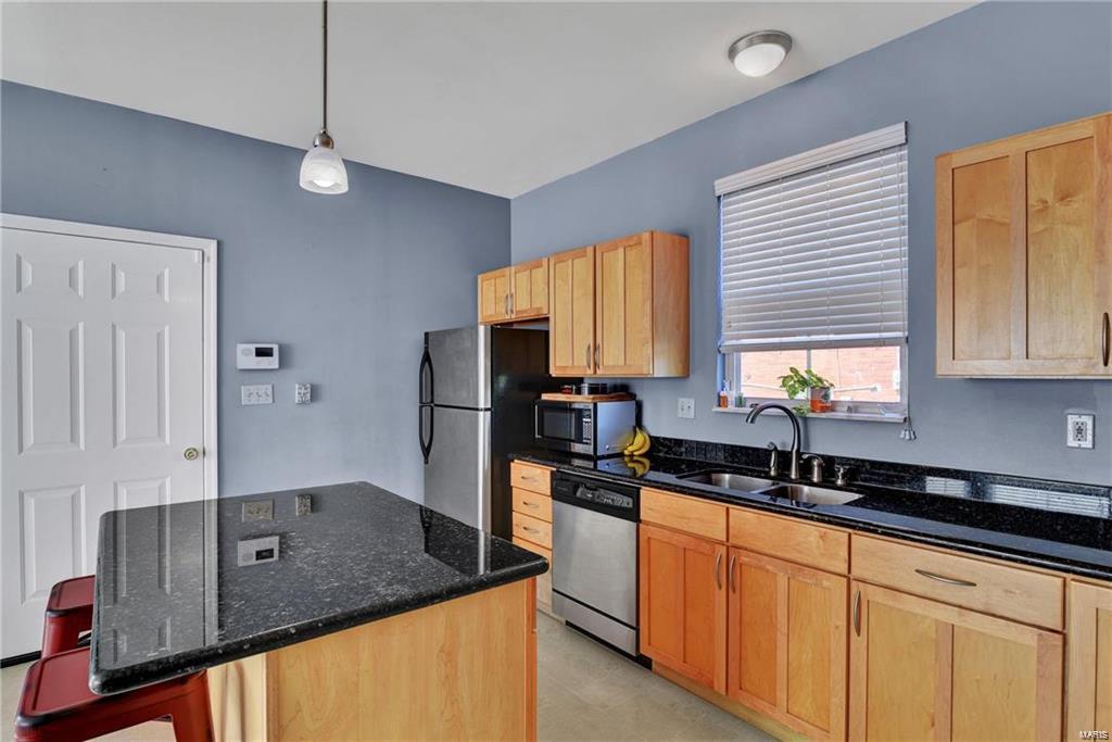 2740 Rutger Street St. Louis, MO 63104 - Photo 9 of 17 Gallery Image 9