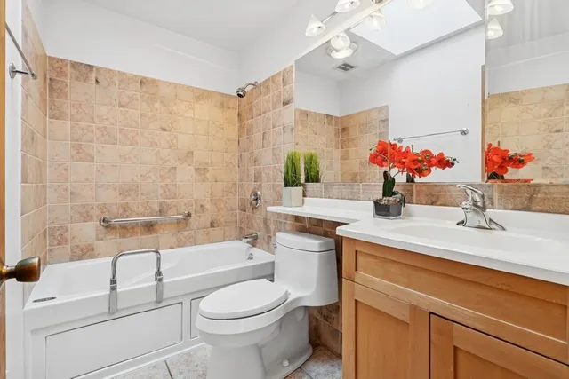 $595,000 | 5229 South University Avenue, Chicago, IL 60615