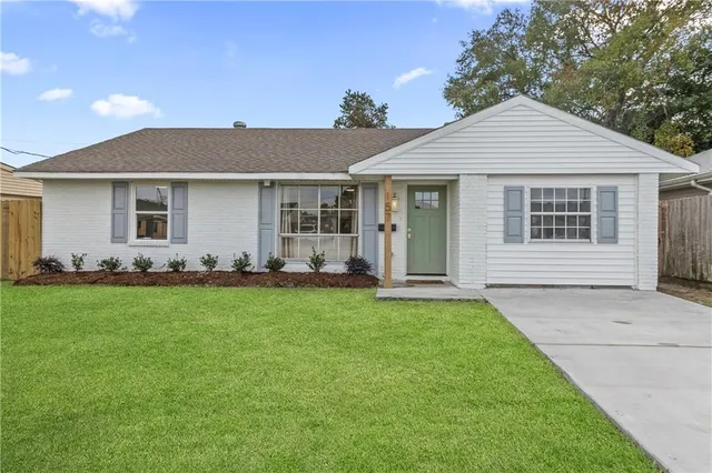 $209,000 | 157 Elaine Drive, Avondale, LA 70094