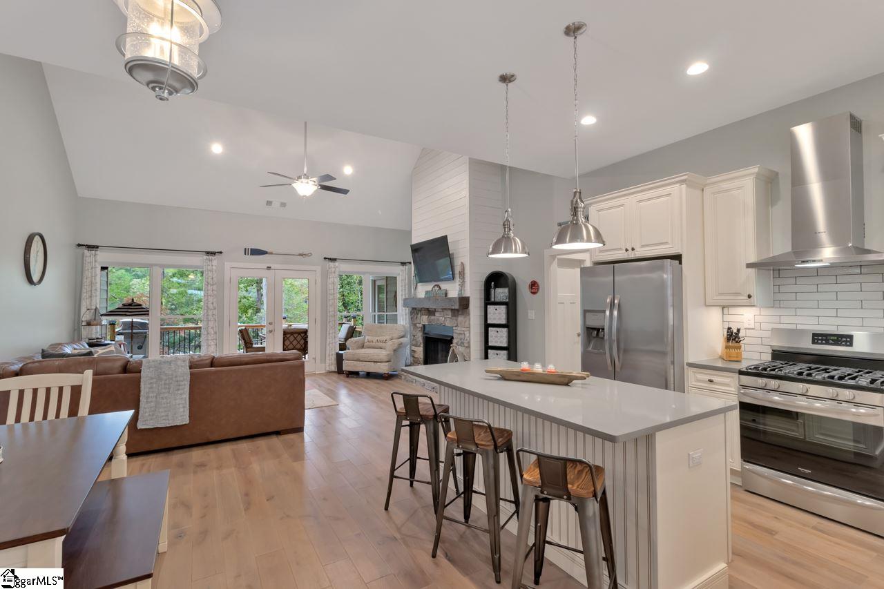 1400 Cool Ridge Drive Seneca, SC 29672 - Photo 6 of 36 Gallery Image 6
