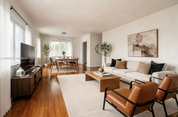 $1,900 | 325 Majorca Avenue, Unit 6, Coral Gables, FL 33134