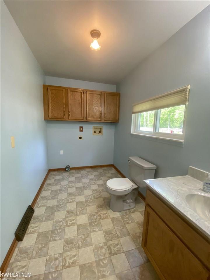 2758 Coleman Road Smiths Creek, MI 48074 - Photo 5 of 21