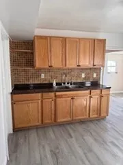 $2,400 | 94 Hancock Street, Unit 2, Springfield, MA 01109