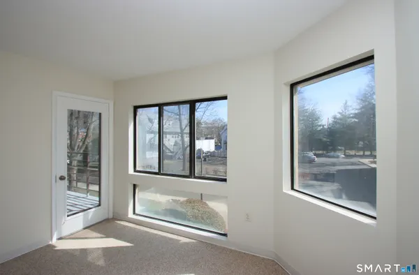 $169,000 | 1204 Whitney Avenue, Unit 204, Hamden, CT 06517