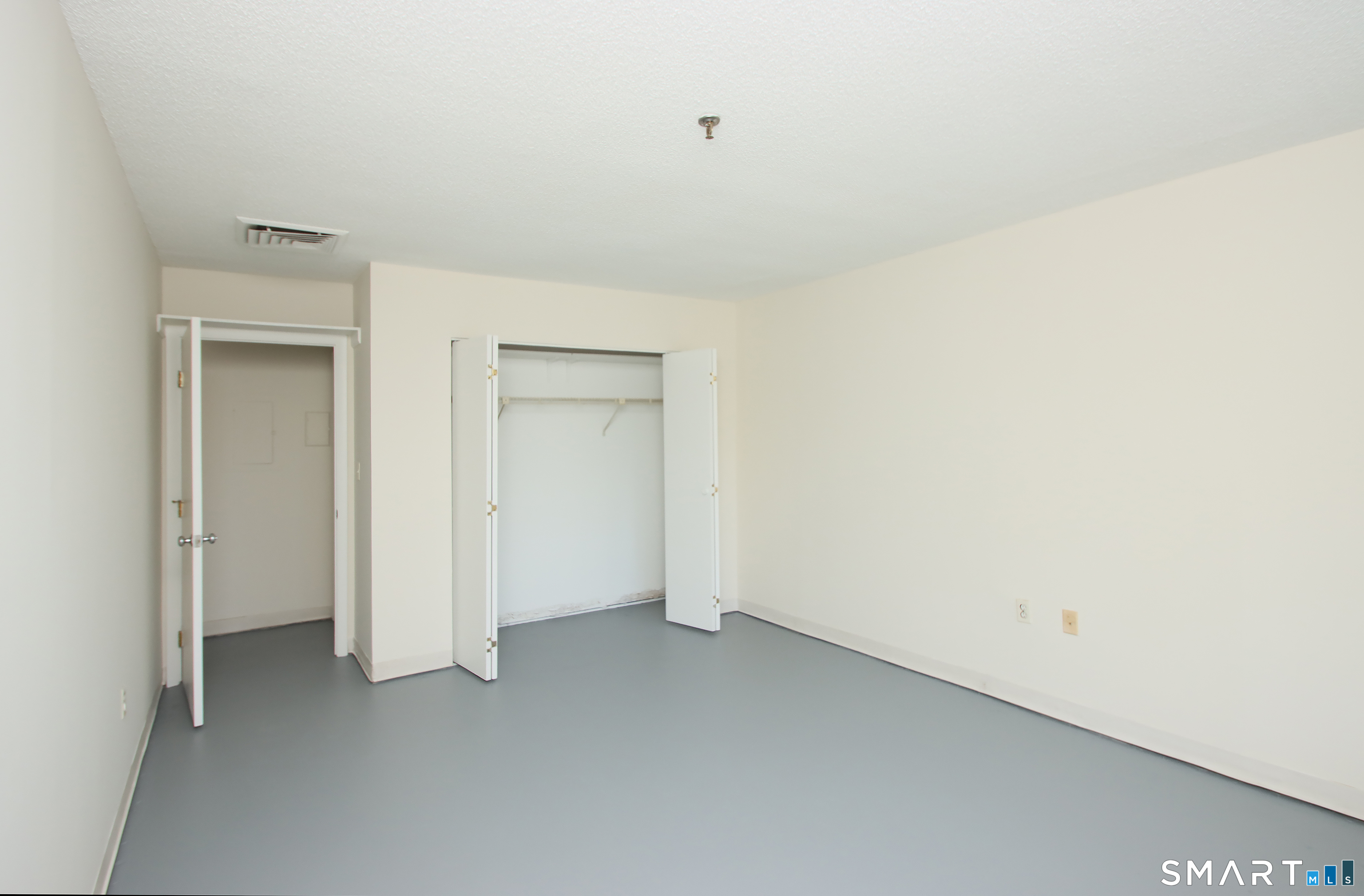 1204 Whitney Avenue, Unit 204 Hamden, CT 06517 - Photo 16 of 24