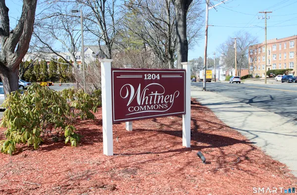 $169,000 | 1204 Whitney Avenue, Unit 204, Hamden, CT 06517