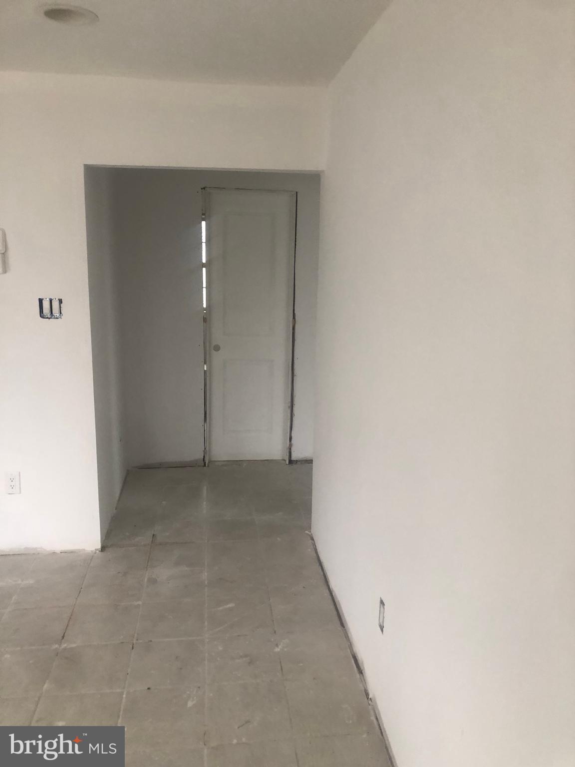 193 Kinsley Road Pemberton, NJ 08068 - Photo 8 of 22 view of empty room