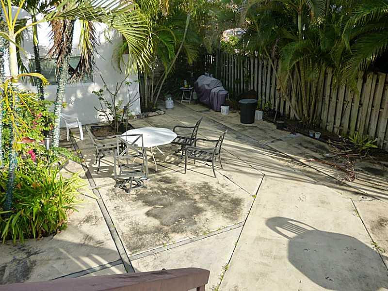 500 Southwest 15th Street, Unit 207 Pompano Beach, FL 33060 - Photo 6 of 13 Patio/Deck