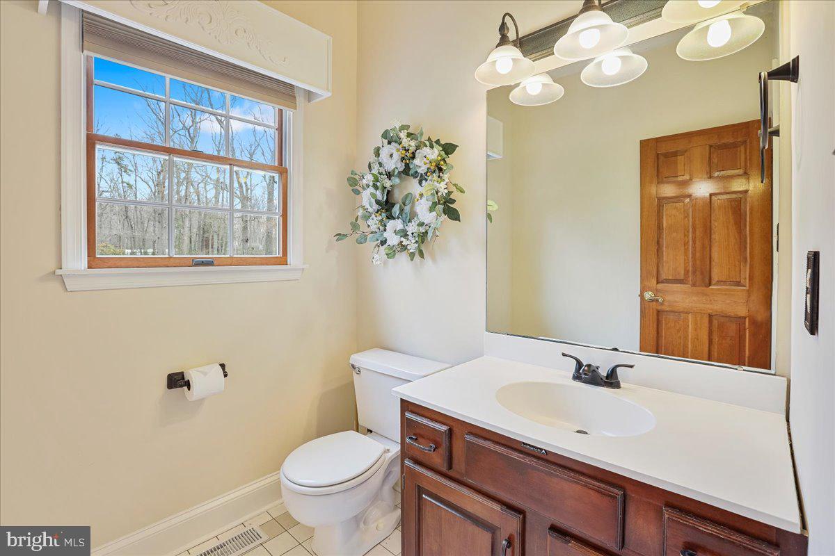 2 Hunters Lane Tabernacle, NJ 08088 - Photo 18 of 70 Half Bathroom