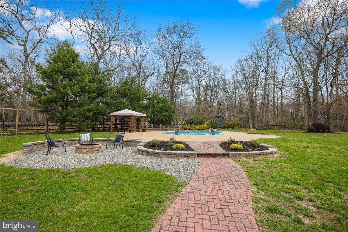 2 Hunters Lane Tabernacle, NJ 08088 - Photo 58 of 70 Backyard Firepit