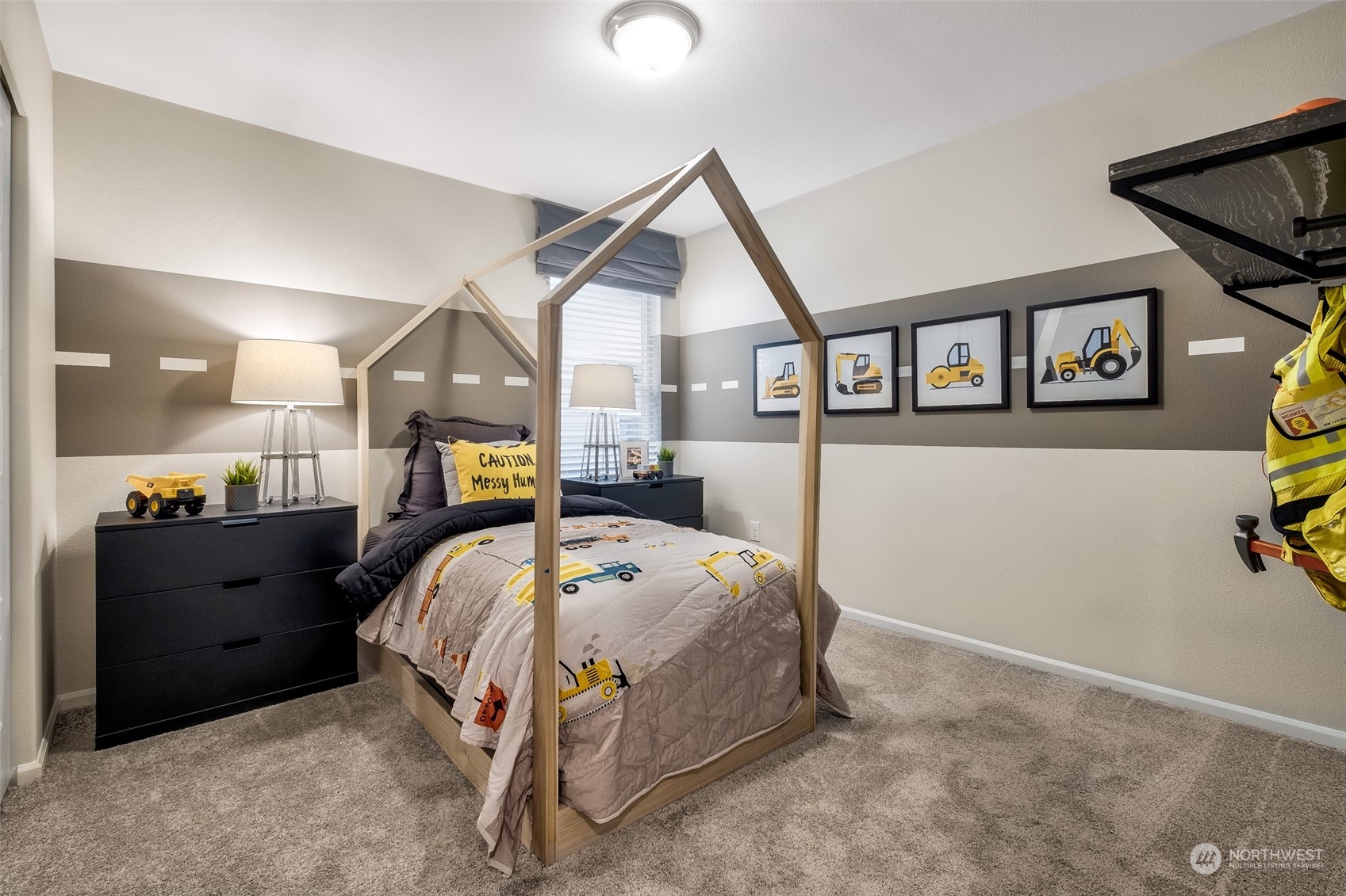 1537 Sultan Basin Road, Unit 1169 Sultan, WA 98294 - Photo 12 of 18 a bedroom with a bed and a painting on the wall