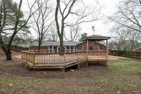 $520,000 | 220 Haywood Lane, Nashville, TN 37211