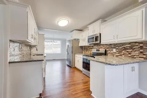 $520,000 | 220 Haywood Lane, Nashville, TN 37211