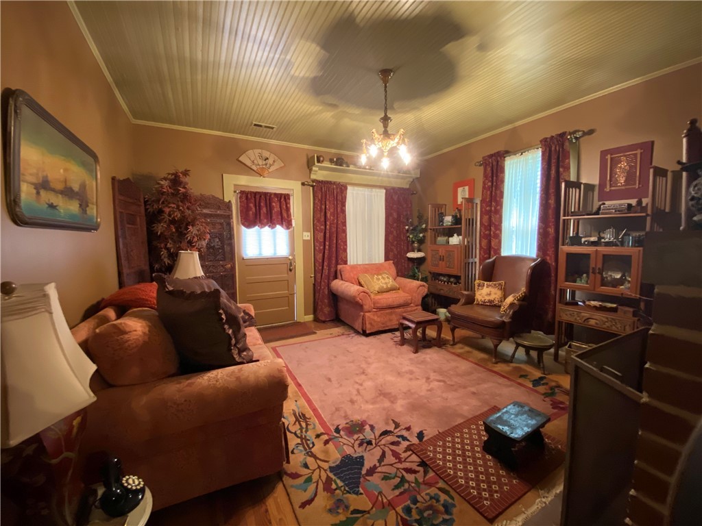 318 Kenneth Street Walhalla, SC 29691 - Photo 3 of 39 Gallery Image 3