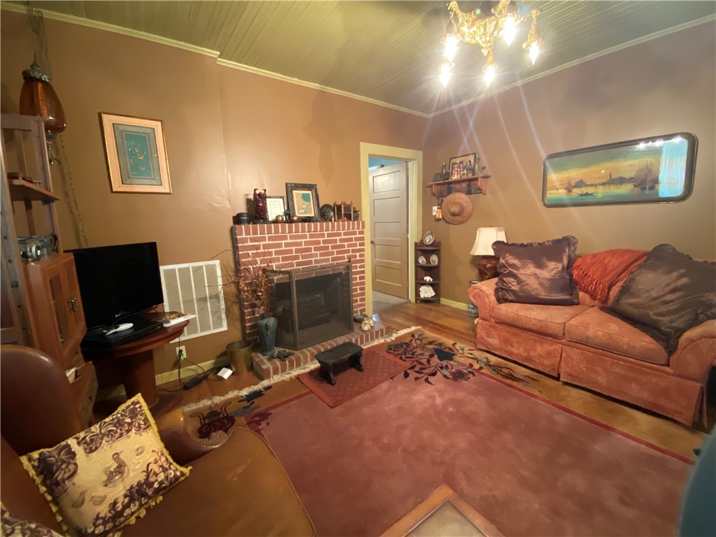 318 Kenneth Street Walhalla, SC 29691 - Photo 5 of 39 Gallery Image 5
