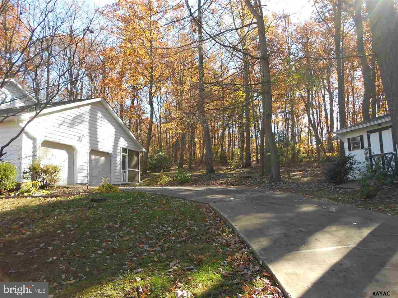 115 Craig Road Airville, PA 17302 - Photo 3 of 32 Gallery Image 3