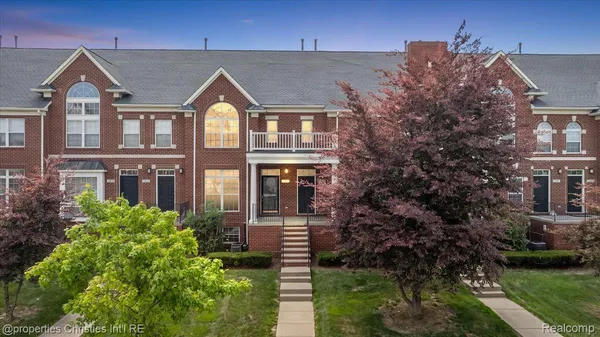 $2,500 | 1422 Raliegh Place, Troy, MI 48084