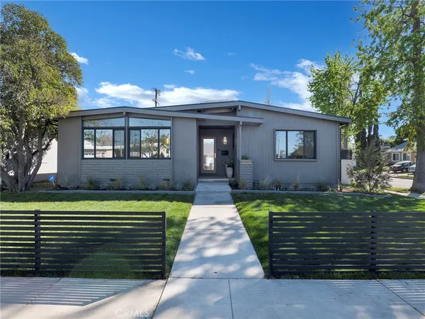 $1,675,000 | 17156 Bullock Street, Encino, CA 91316