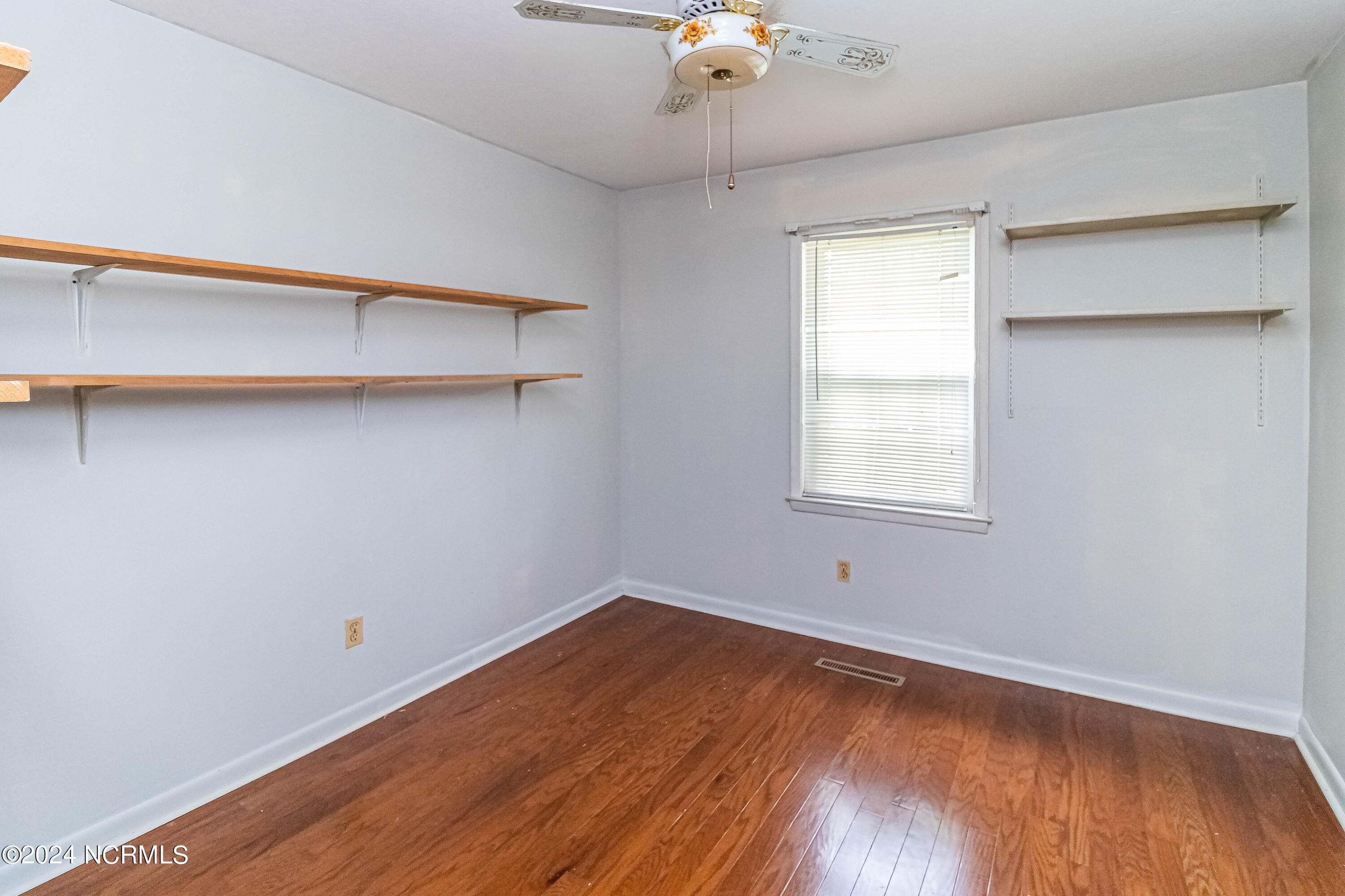 135 Dale Road Mount Olive, NC 28365 - Photo 15 of 33 IMG_0993-Edit