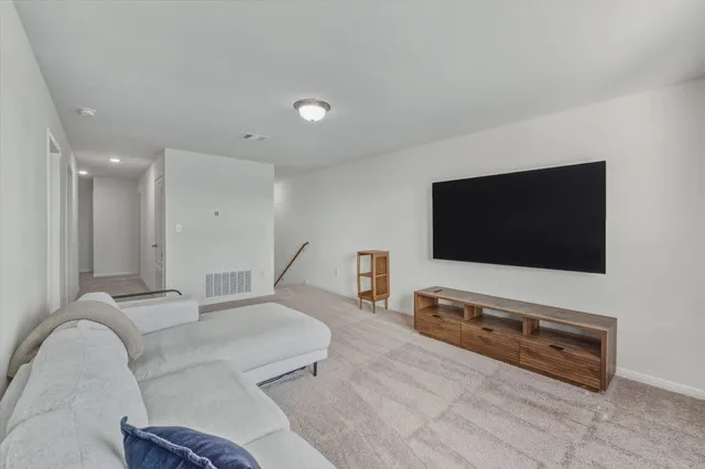 $317,000 | 201 Wonderful Life Way, Jarrell, TX 76537