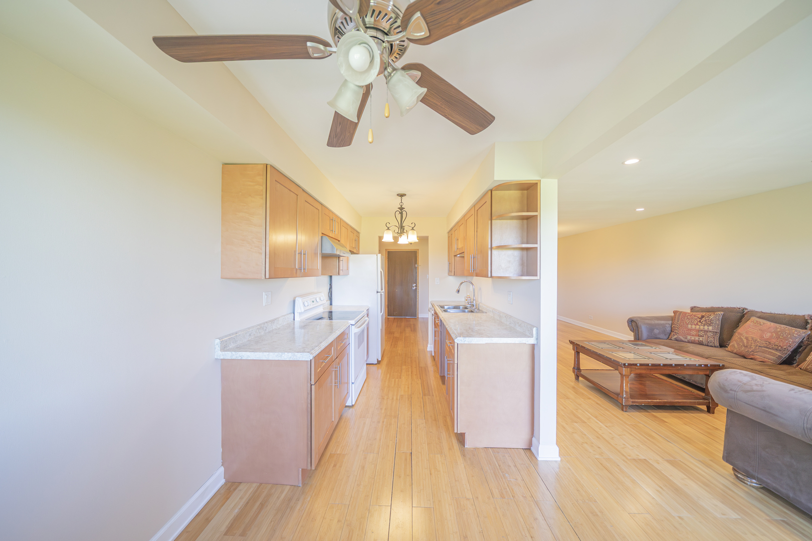 625 West Huntington Commons Road, Unit 317 Mount Prospect, IL 60056 - Photo 14 of 45