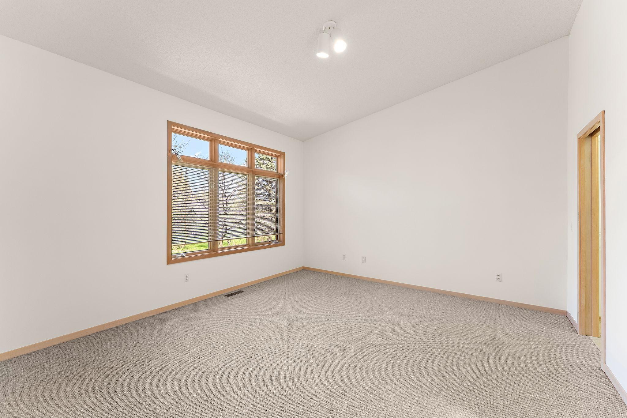 8914 Hilloway Road Eden Prairie, MN 55347 - Photo 21 of 45