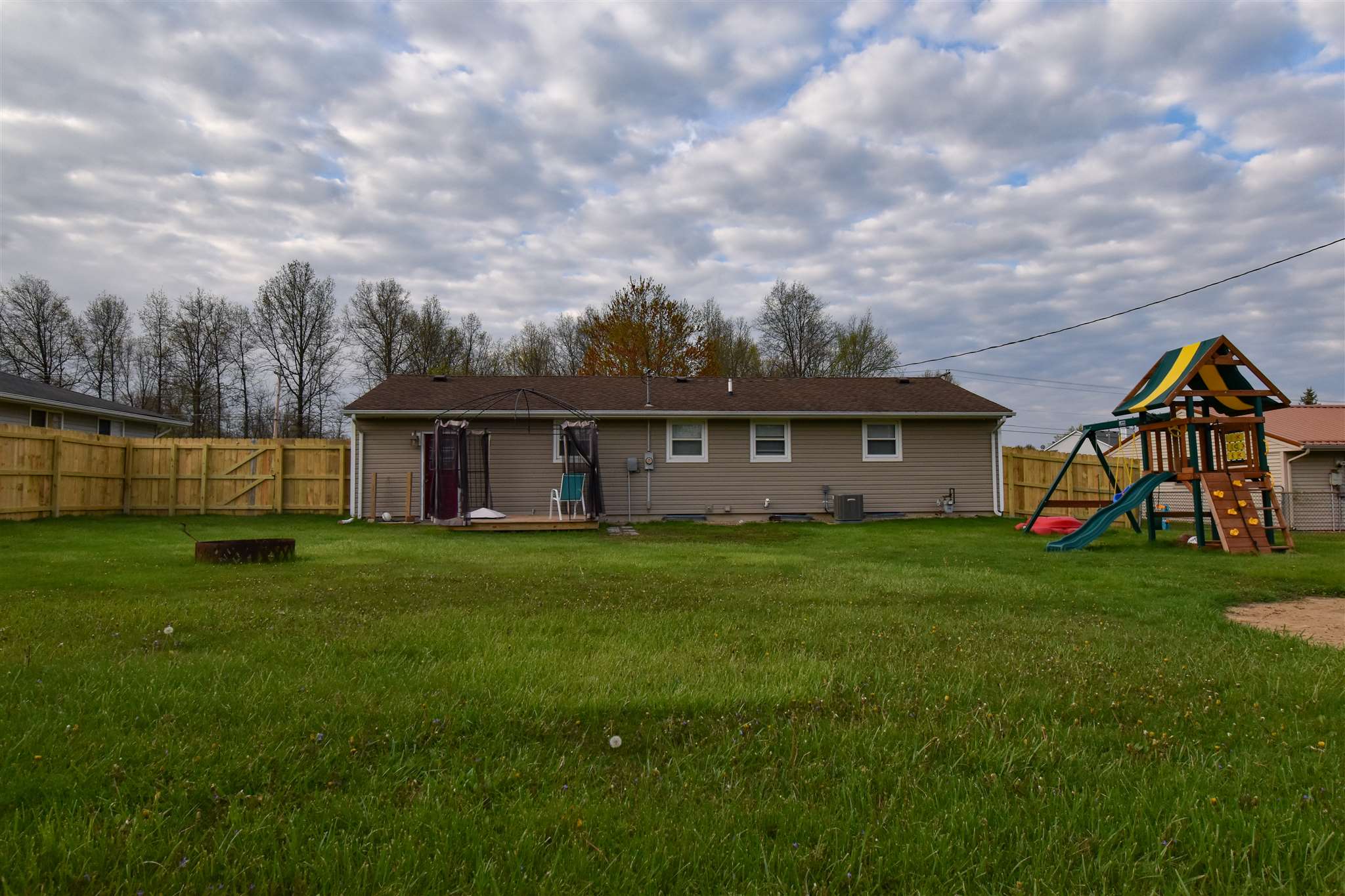 7111 Eby Road Fort Wayne, IN 46835 - Photo 3 of 29