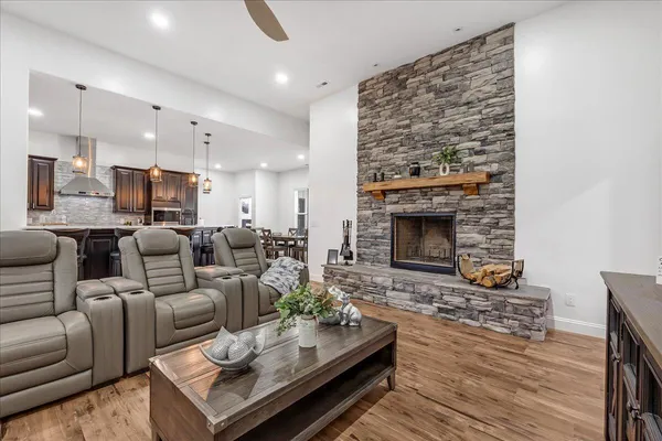 $1,250,000 | 4660 South Pittsburg Mountain Road, South Pittsburg, TN 37380