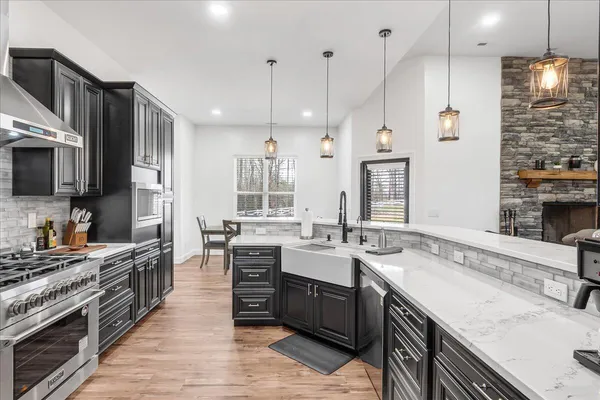 $1,250,000 | 4660 South Pittsburg Mountain Road, South Pittsburg, TN 37380
