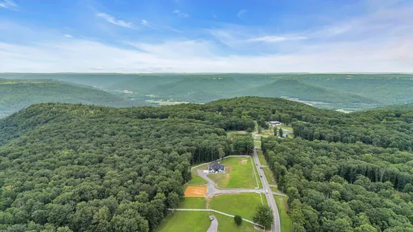 $1,250,000 | 4660 South Pittsburg Mountain Road, South Pittsburg, TN 37380