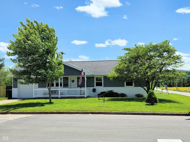 $214,900 | 120 West Cummings Street, Brownstown, IN 47220